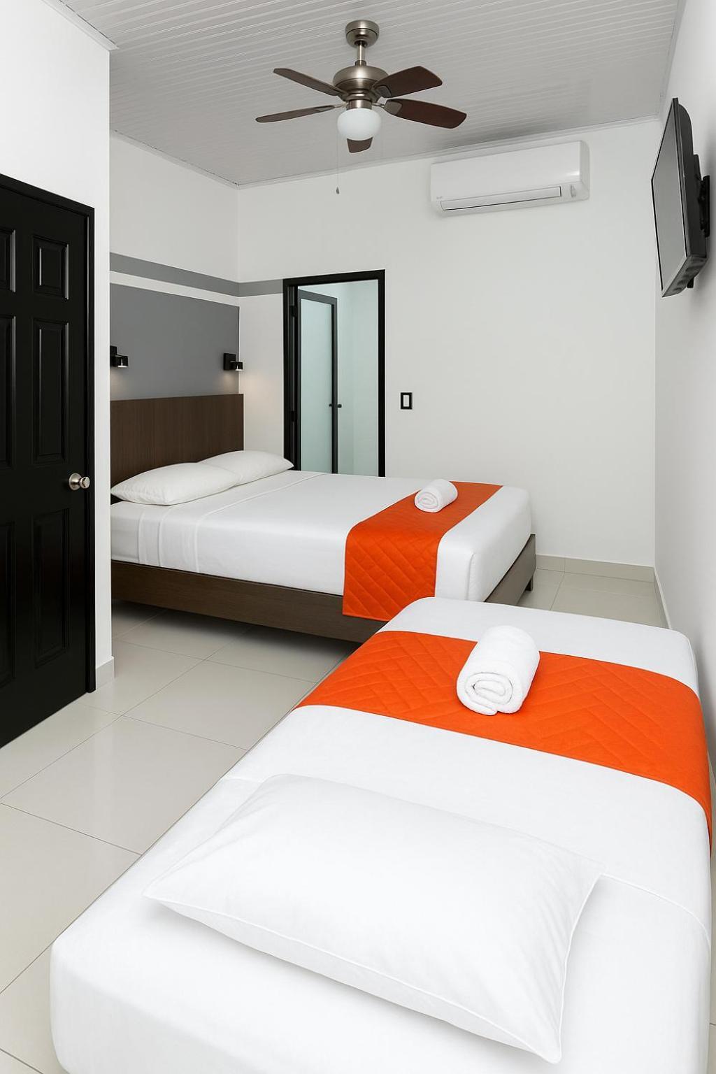 Hotel Milan Costa Rica 4*
